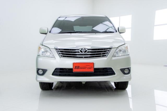 TOYOTA INNOVA