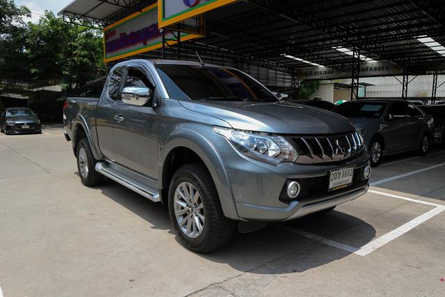 MITSUBISHI TRITON