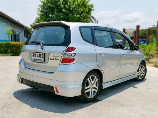 HONDA JAZZ