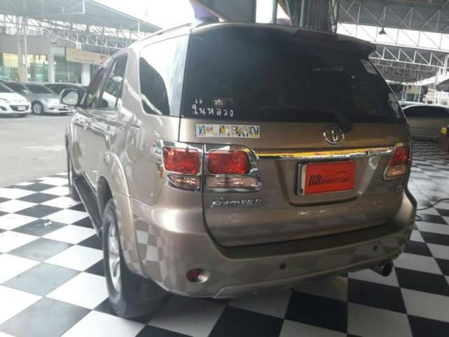 TOYOTA FORTUNER