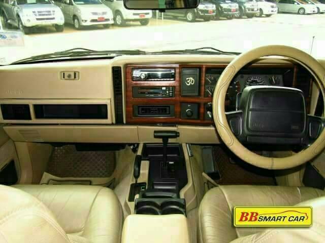 JEEP CHEROKEE