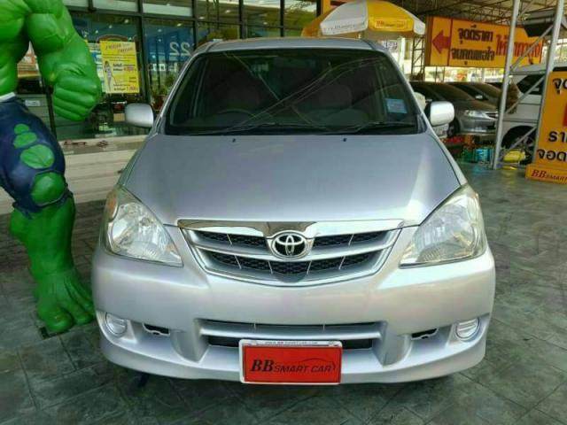 TOYOTA AVANZA