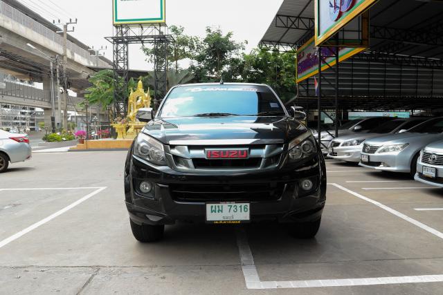 ISUZU D-MAX