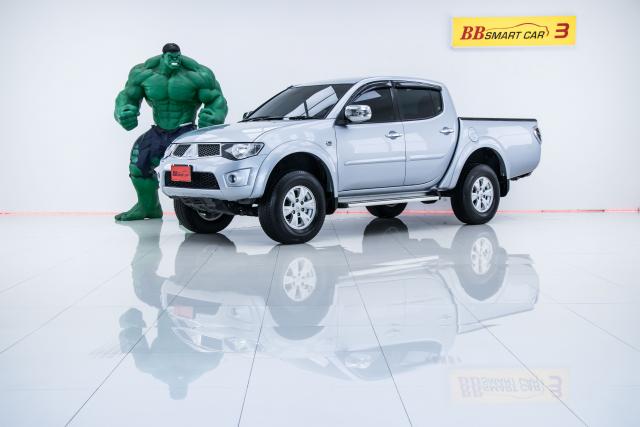 MITSUBISHI TRITON