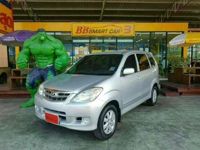 TOYOTA AVANZA